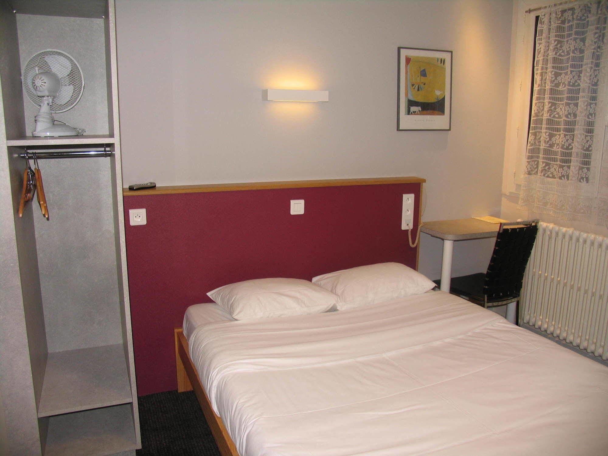 Hotel Saint Jean Bourges Kültér fotó